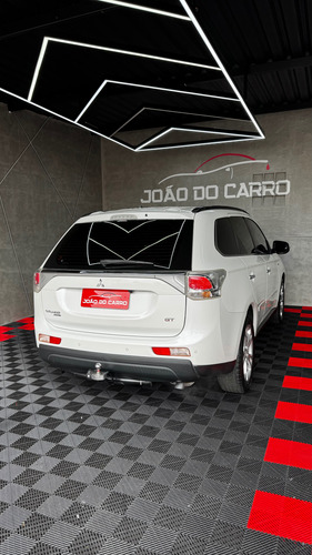 Mitsubishi Outlander 3.0 V6 Gt 4wd 5p