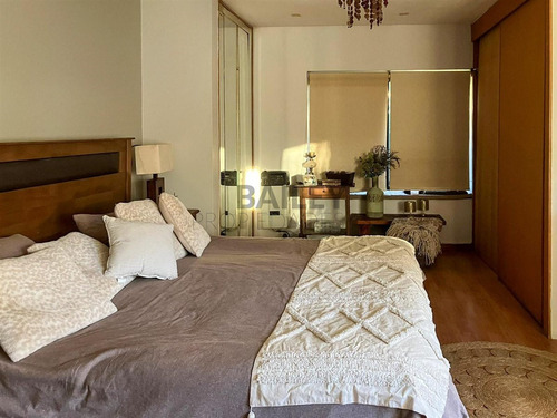 Casa Amoblada En Arriendo De 5 Dorm. En Concón
