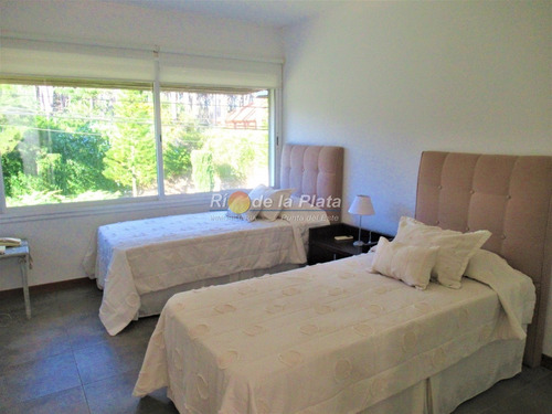 Rincón Del Indio Oportunidad!- Ref: 10437