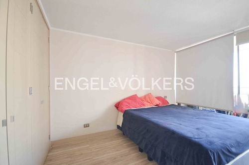Departamento En Av, Cerro Paranal 83 M2 Totales