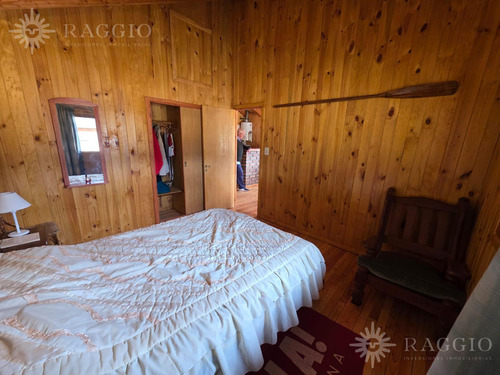 Terreno De 2 Ha Frente A Costa De Río, Con Casa De 56 M2, Villa Lago Rivadavia, Cholila (cr-159)