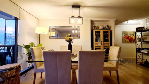 Departamento En Venta De 2 Dorm. En Las Condes