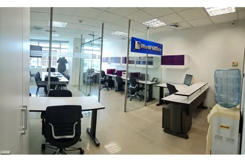 Oficina Amoblada En El Centro Empresarial Chipichape