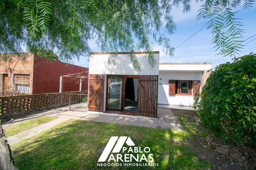 Casa En Venta Nueva Helvecia 3 Dormitorios Centrica #2069