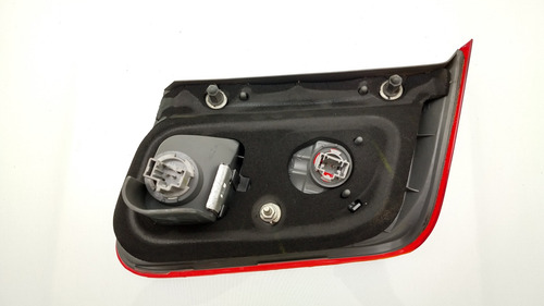 Imagem 4 de 5 de Lanterna Tras Dir Tampa Porta Mala Honda Civic G7 01-06