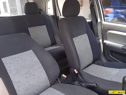 Ford Fiesta Max