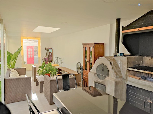 Casa En Venta 4 Dorm. Condominio Cerrado En Machalí