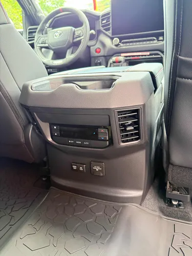 Toyota Sequoia 3.5 V6 Trd Pro