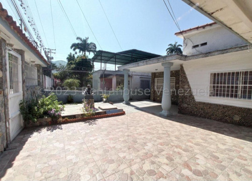 Asg Casa Espaciosa En Venta En El Limón Maracay 24-6949