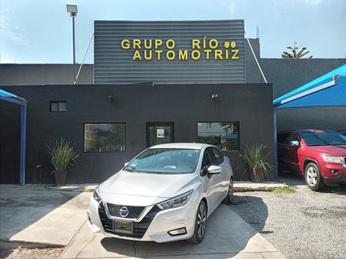 Imagen 1 de 13 de Nissan Versa 2020 1.6 Exclusive Navi At