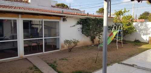 Casa A Ms De M.p. Cabrera 3 Dor 3 Baños Gje Quincho Mas Un Local