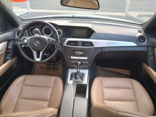 Imagen 11 de 15 de Mercedes Benz Clase C 2013 1.8 C 200 Sport At