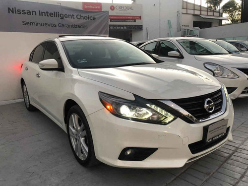 Nissan Altima 2017 4p Advance Navi L4/2.5 Aut