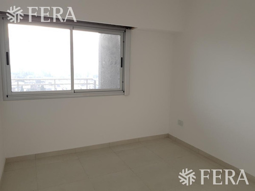 Venta De Departamento 3 Ambientes Con Cochera En Wilde