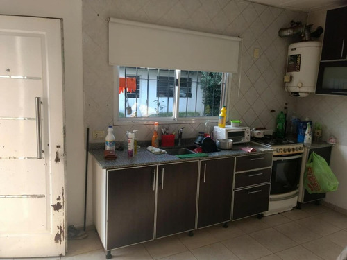 Casa En Venta Varios Ambiente - Castelar Norte Residencial