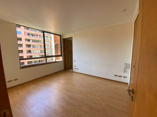 Oportunidad Única Depto 2 Ambientes Pdte Riesco-el Golf