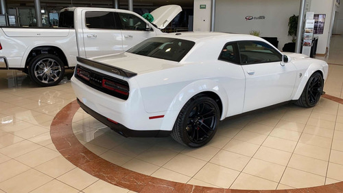 Imagen 3 de 5 de Dodge Challenger 2021 6.2 Srt Hellc At