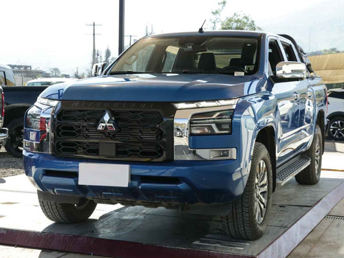 Mitsubishi NEW L-200 DAKAR XR AT E6