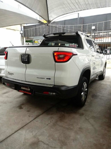 Imagem 4 de 9 de Fiat Toro 2018 1.8 16v Freedom Flex 4x2 Aut. 4p
