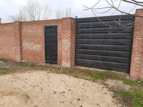 Venta De Terreno En Gral Rodrigiez C Casa En Const