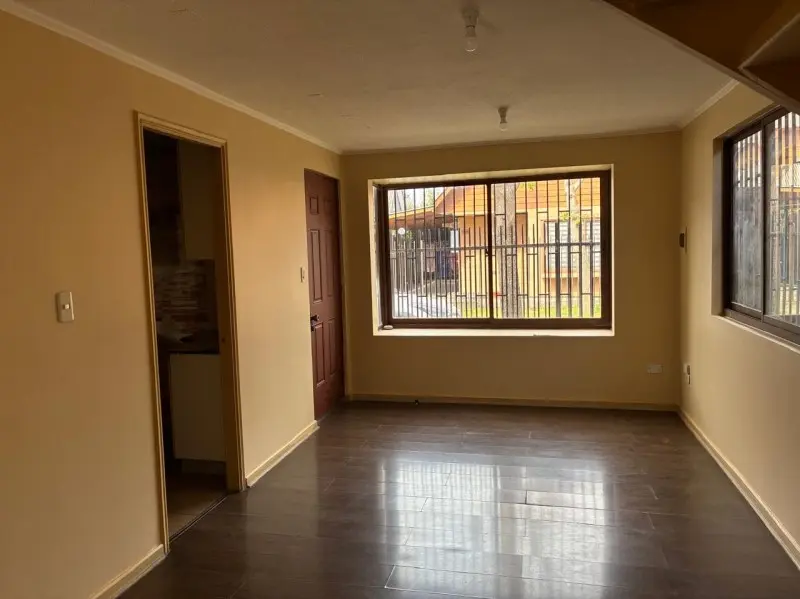 Imagen 2 de 19 de Se Arrienda Casa 3d/2b/2e, Chillan