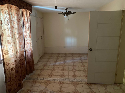 Imagen 6 de 9 de Apartamento En Venta Urb. Andrés Bello 0412-8887550