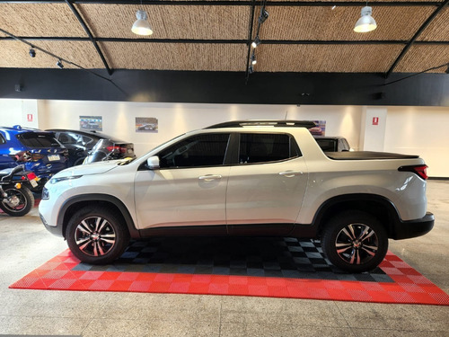 Imagen 3 de 16 de Fiat Toro 2.0 Diesel 4x4 Descuenta Iva Hilton Motors Co