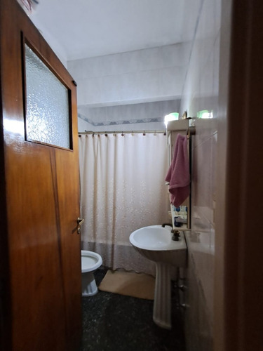 Casa A Cuadras De La Estacion Excelente Oportunidad!!!!
