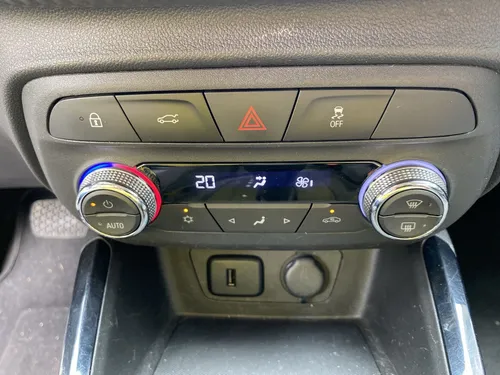 Chevrolet Onix 1.0 Lt
