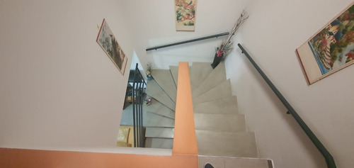 Imagen 8 de 14 de Duplex 3 Ambientes, 2 Baños, Cochera, Jardin Y Parrilla, La Plata, Permuta Por Ph !