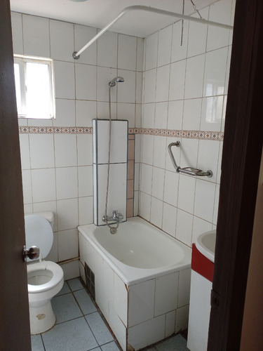 Linda Casa Amplida, Cómoda Y Excelente Estado