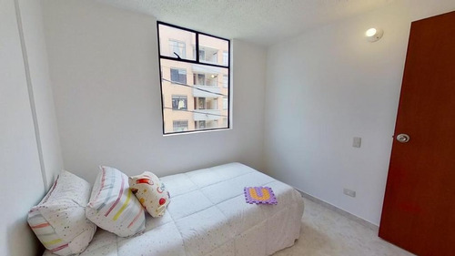 Imagen 14 de 17 de Apartamento En Venta En Bogota Calandaima