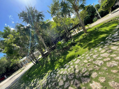 Terreno En Paseo De La Selva, Smza. 325, Cancún, Q.roo.