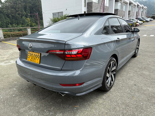 Volkswagen Jetta Vi 2.0 Gli