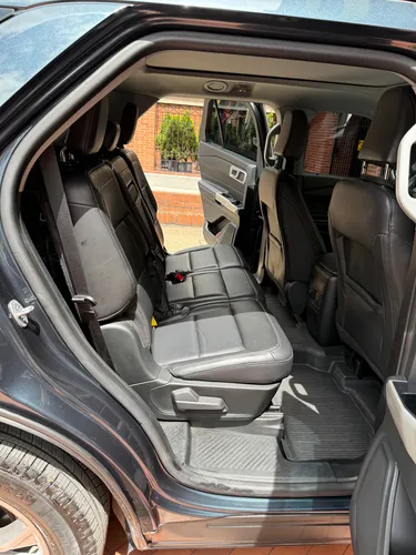 Ford New Explorer Xlt 2.3 4x4 7psj 2023