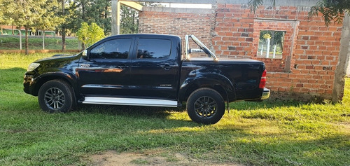 Imagen 3 de 16 de Toyota Hilux 2015 3.0 Cd Srv Limited 171cv 4x4 5at