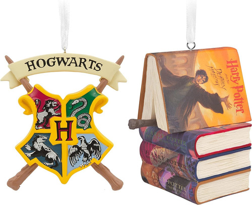 Escudo De Hogwarts De   Potter Y Libros Apilados Con Ad...