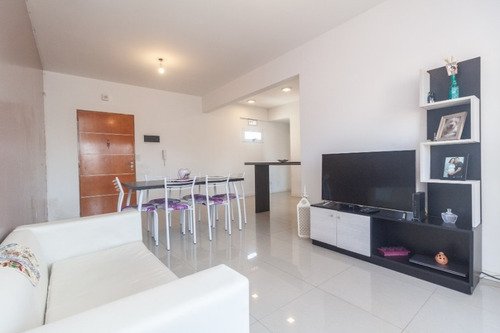 Imagen 5 de 14 de Departamento En Venta Cond En Lanus Oeste