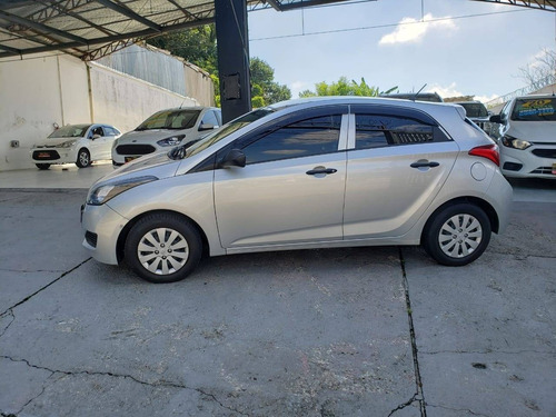 Imagem 14 de 15 de Hyundai Hb20 1.0 Comfort 12v Flex 4p Manual