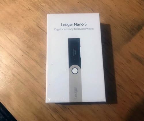 Ledger Nano  S   100% Nueva - Bitcoin Ethereum Avax Etc