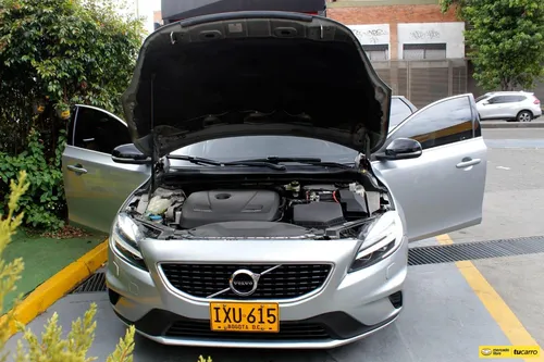 Volvo V40 2.0 T4 R-Desing Turbo