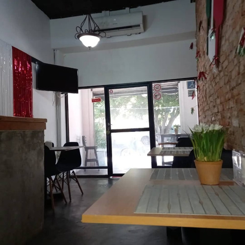 Imagen 2 de 7 de Fondo De Comercio Restaurante Italiano Maracay (vc)