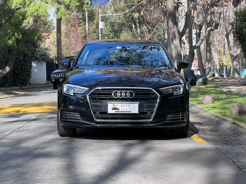 Imagen 3 de 15 de Audi A3 Sportback 1.4 Tfsi