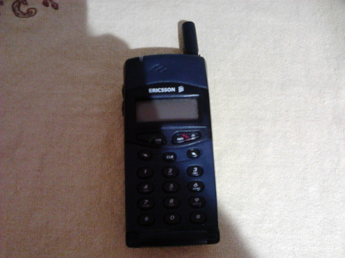 Celular  Antiguo  Ericsson Coleccionable Nostalgia