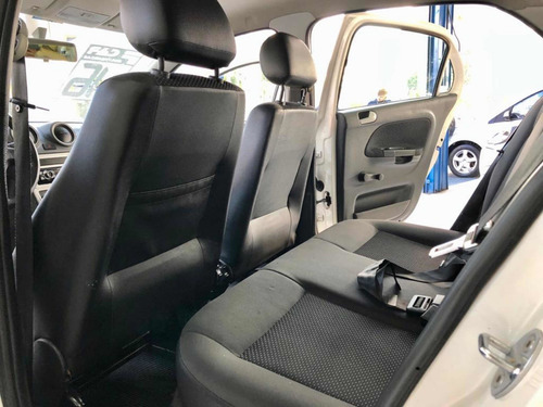 Imagem 9 de 10 de Vw Gol 1.0 2016 4 Portas Ar Cond E Direção Hid