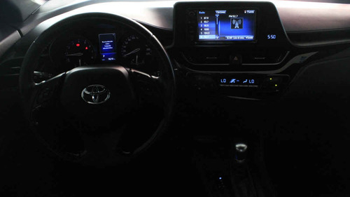 Imagen 13 de 15 de Toyota C-hr 2019 4p Cvt L4/2.0 Aut