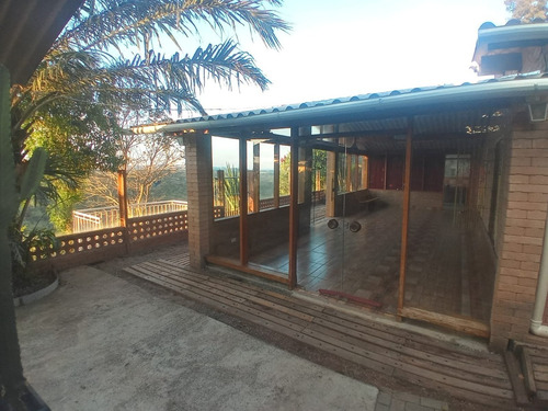 Imagem 1 de 22 de Chácara 1.175 M² - Aruja/sp