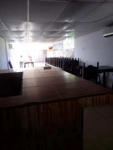 Alquilo. Local Comercial