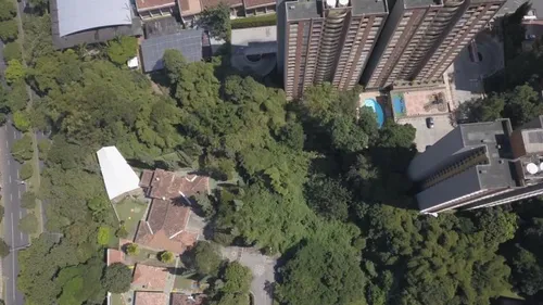 Lote En Venta En El Poblado. Cod V2273