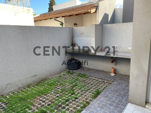 Imagen 12 de 19 de Calle 12 E/ 510 Y 511 Duplex A Estrenar De 3 Dormitorios Prox. Cno.centenario